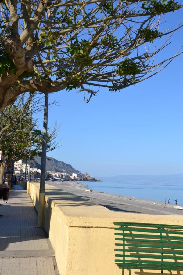 I Tesori Del Mare Acomodação com café da manhã Letoianni Exterior foto